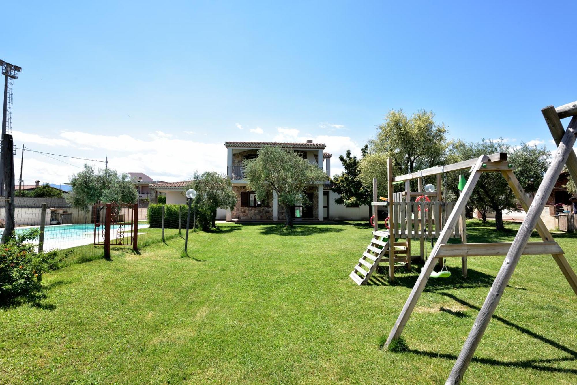 Oleandro Apartment Lotzorai Bagian luar foto