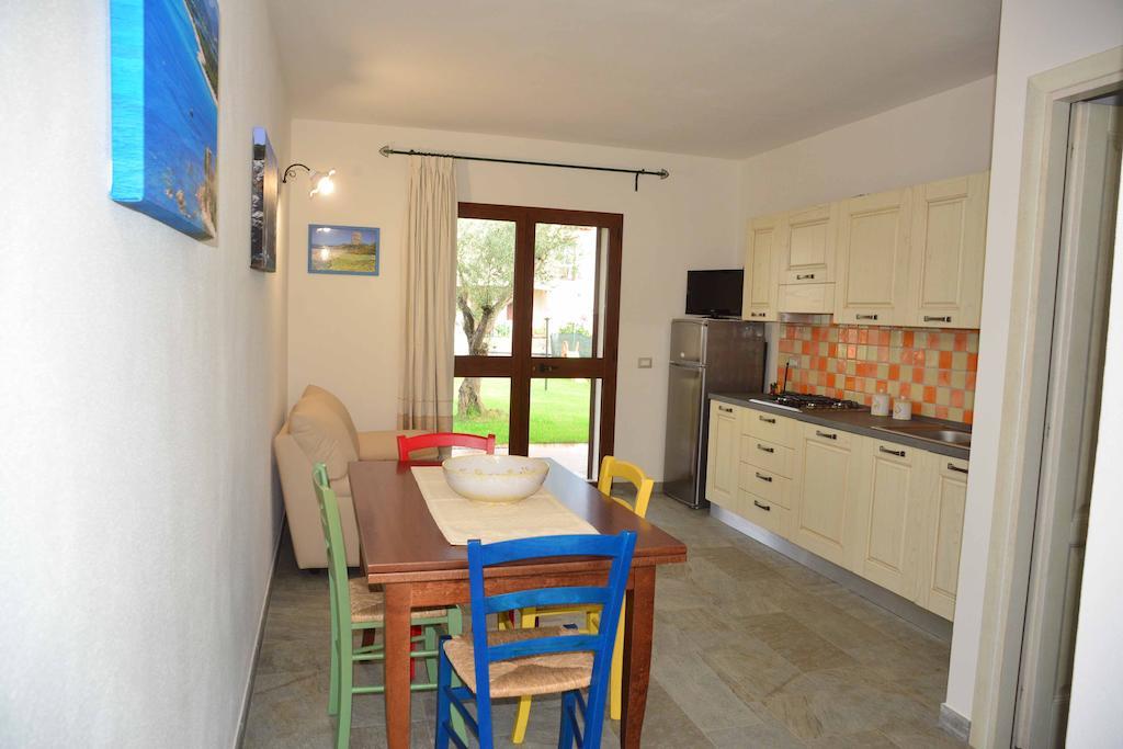 Oleandro Apartment Lotzorai Ruang foto