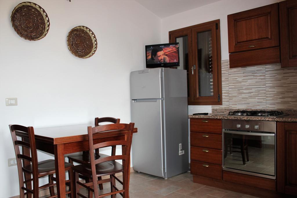 Oleandro Apartment Lotzorai Bagian luar foto
