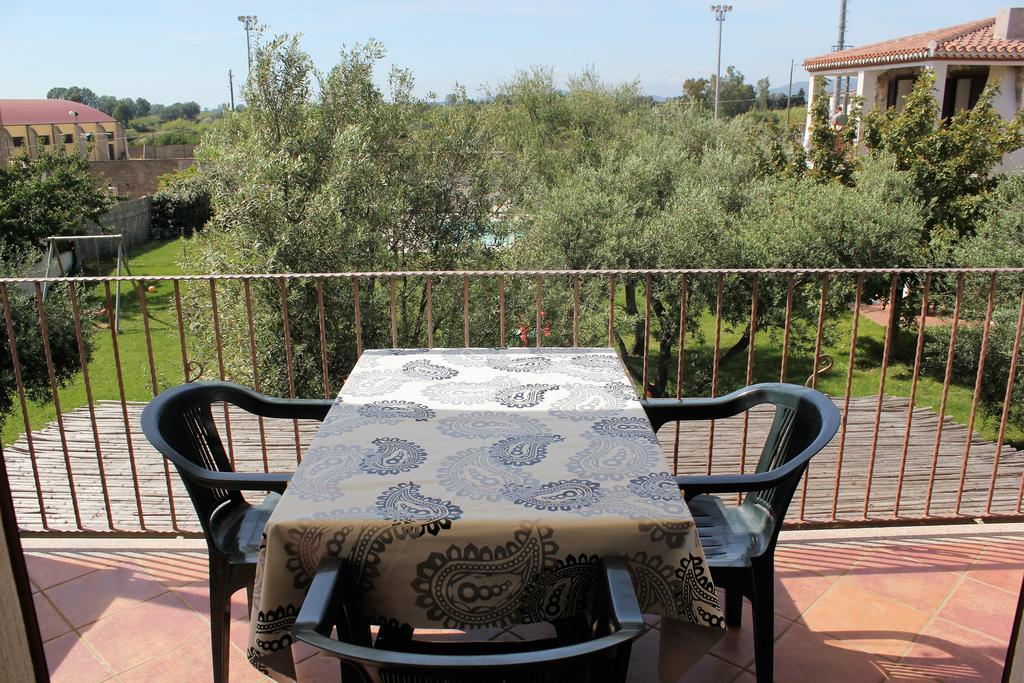 Oleandro Apartment Lotzorai Bagian luar foto