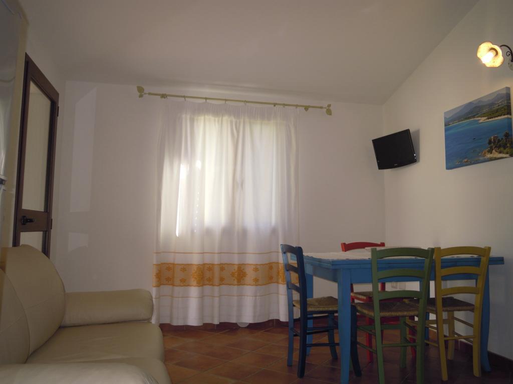 Oleandro Apartment Lotzorai Bagian luar foto