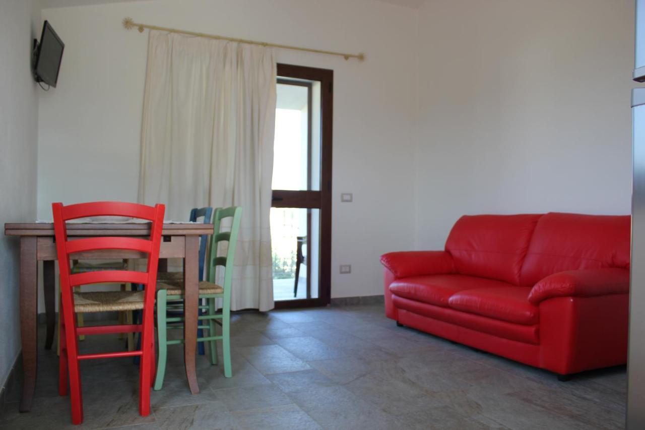 Oleandro Apartment Lotzorai Bagian luar foto